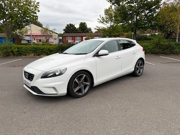 Used Volvo V40 2015 for sale - 79566206: Photo