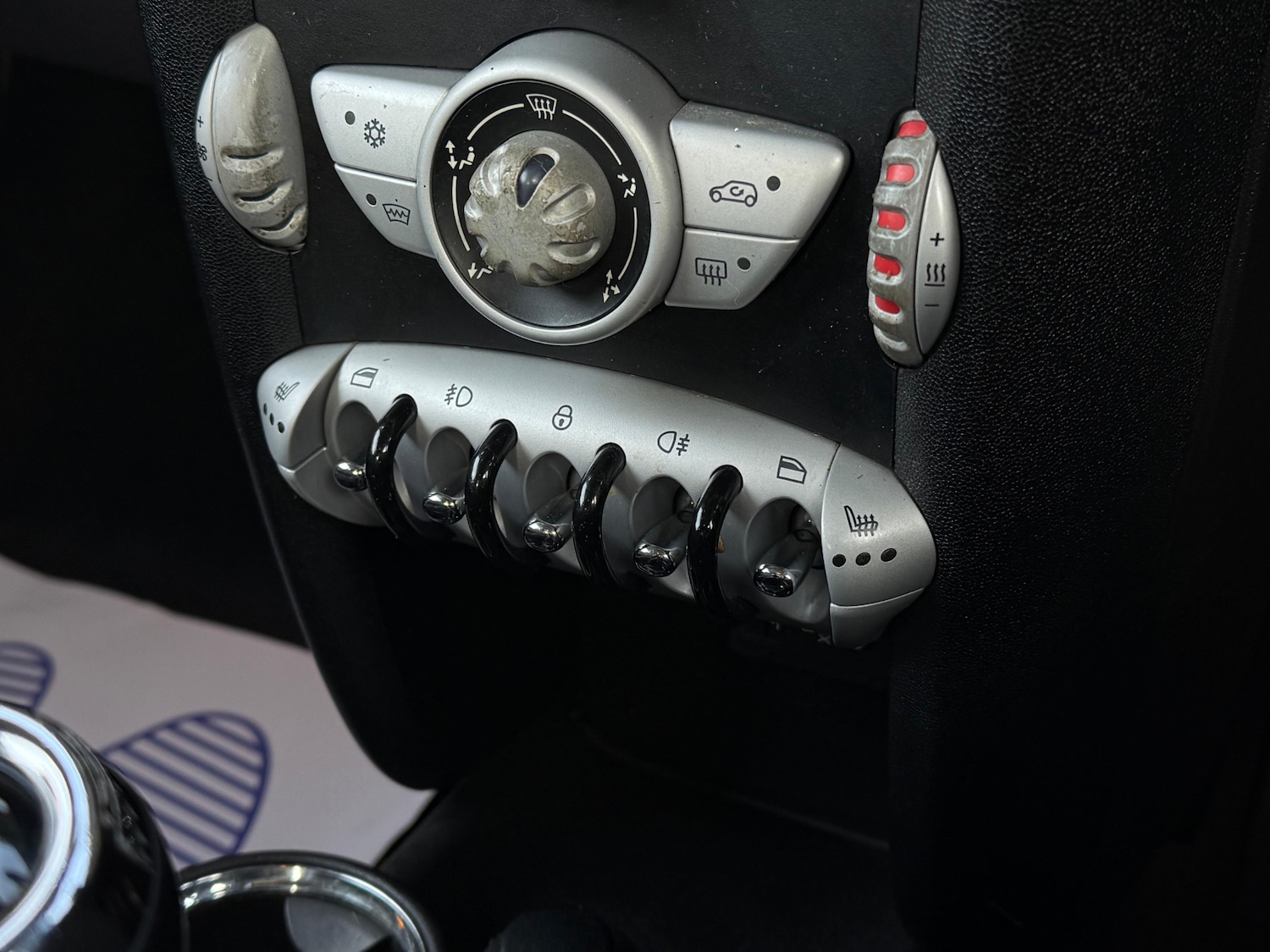 Used MINI Hatch 2008 for sale - 77129845: Photo 5