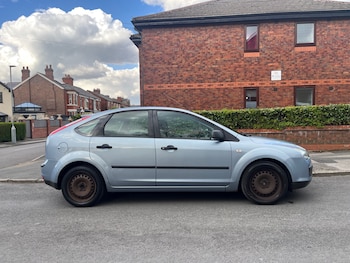 Used Ford Focus 2005 for sale - 78266450: Photo