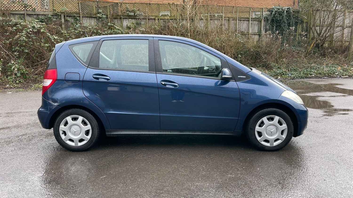 Used Mercedes-Benz A-Class 2009 for sale - 77477971: Photo 6