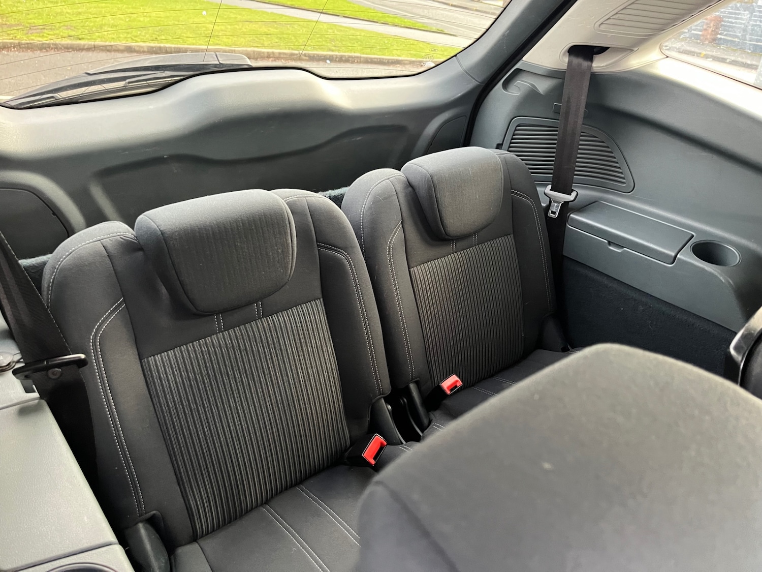 Used Ford Grand C-Max 2011 for sale - 77128114: Photo 13