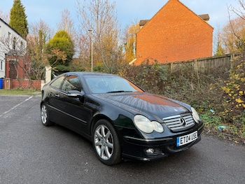 Used Mercedes-Benz C Class 2004 for sale - 76799583: Photo