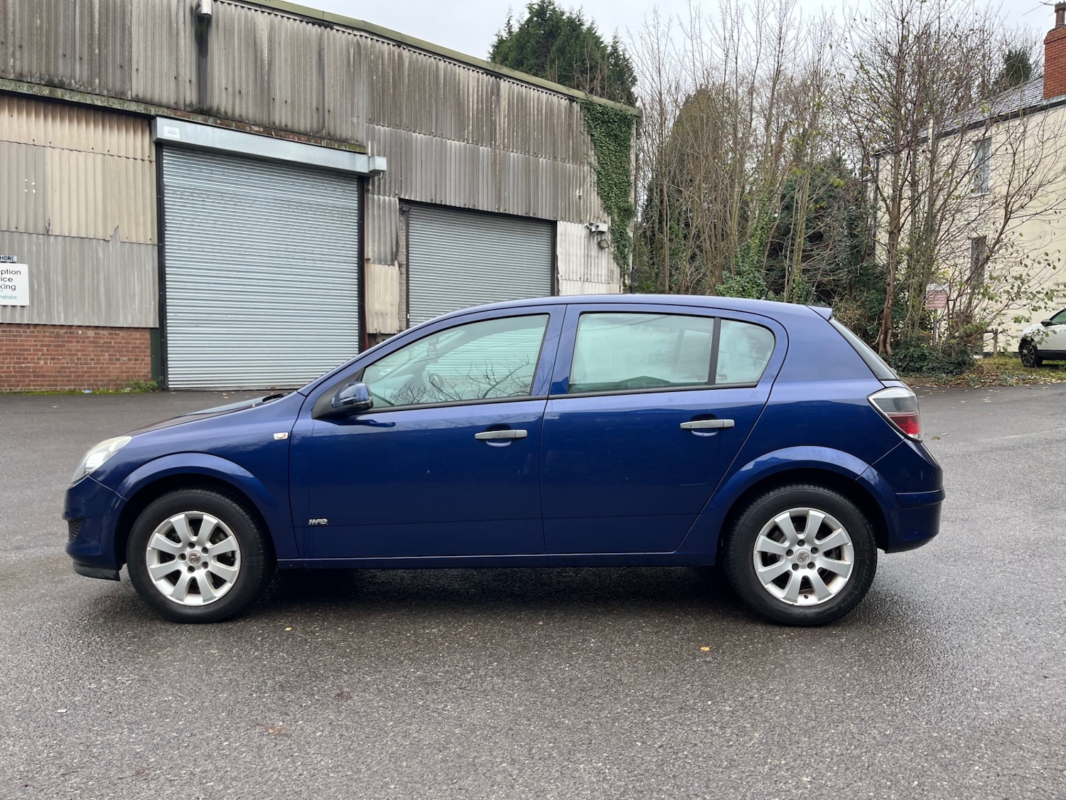 Used Vauxhall Astra 2009 for sale - 76662952: Photo 4