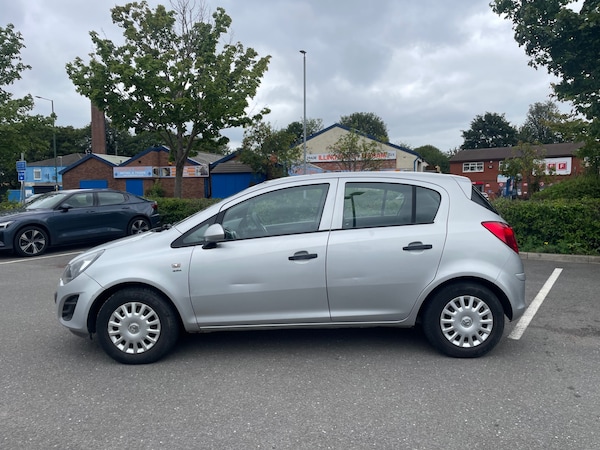 Used Vauxhall Corsa 2015 for sale - 75428985: Photo 4