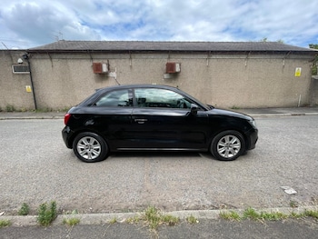 Used Audi A1 2011 for sale - 79058016: Photo