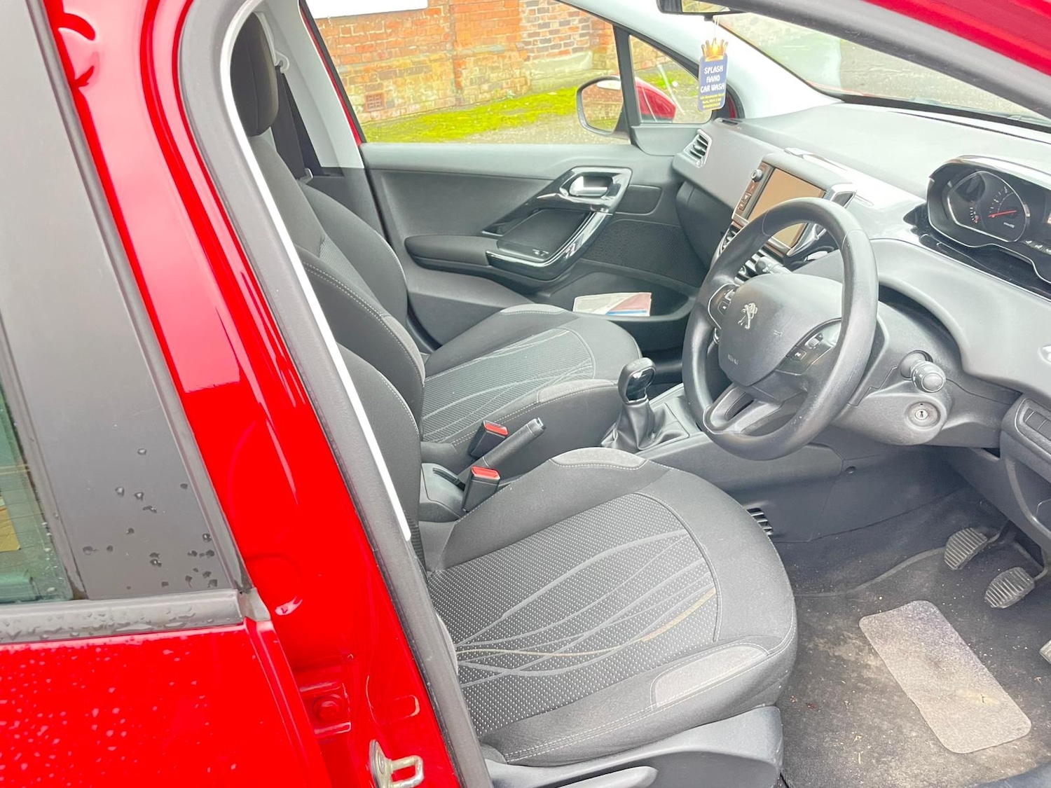 Used Peugeot 208 2013 for sale - 77019027: Photo 13