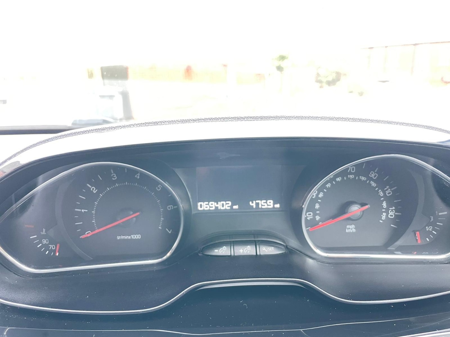 Used Peugeot 208 2013 for sale - 77019027: Photo 14