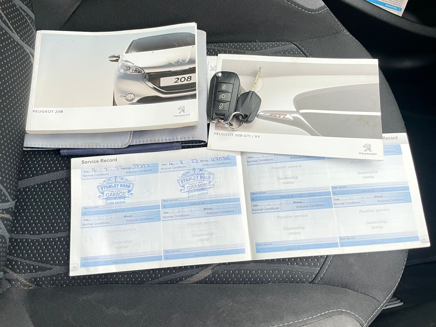 Used Peugeot 208 2013 for sale - 77019027: Photo 17