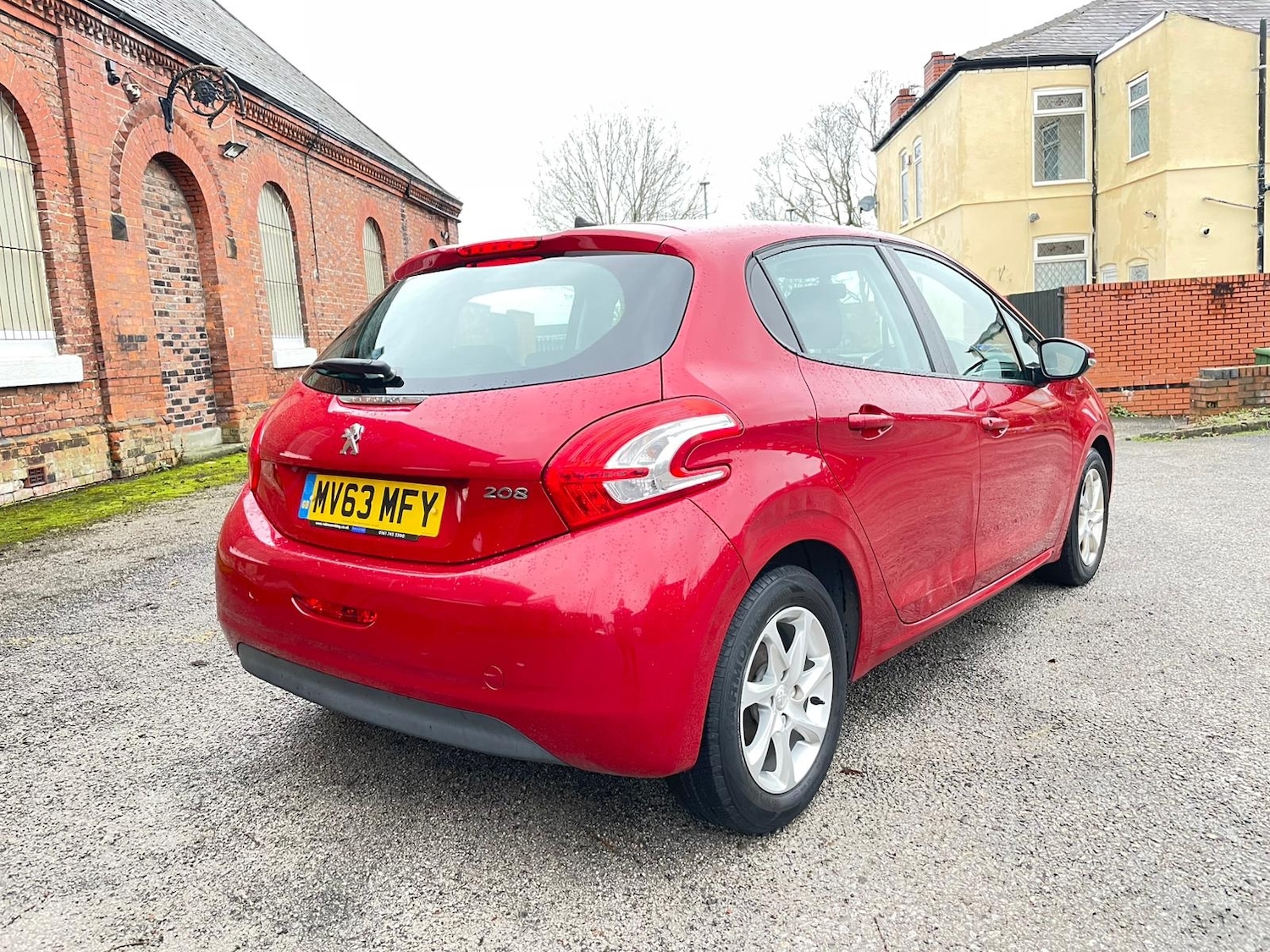 Used Peugeot 208 2013 for sale - 77019027: Photo 7