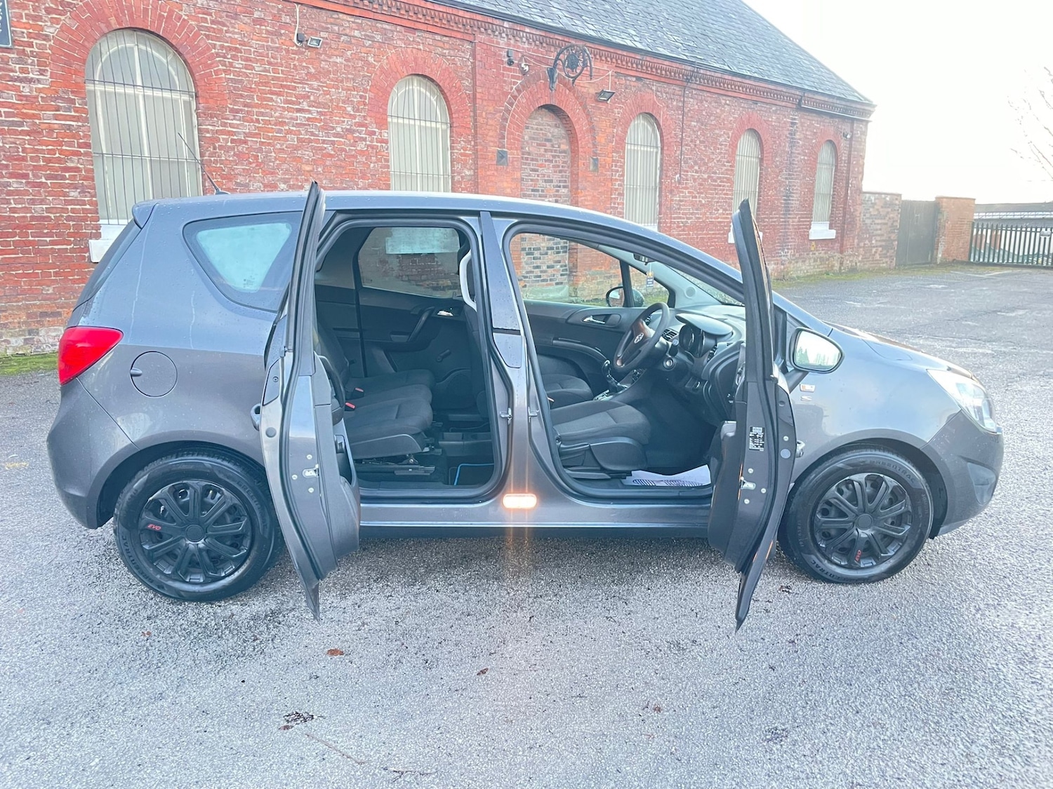 Used Vauxhall Meriva 2011 for sale - 76927114: Photo 14