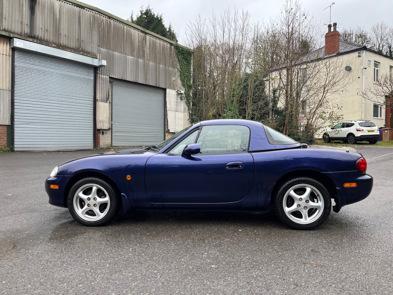 Used Mazda MX-5 2005 for sale - 76663037: Photo 4