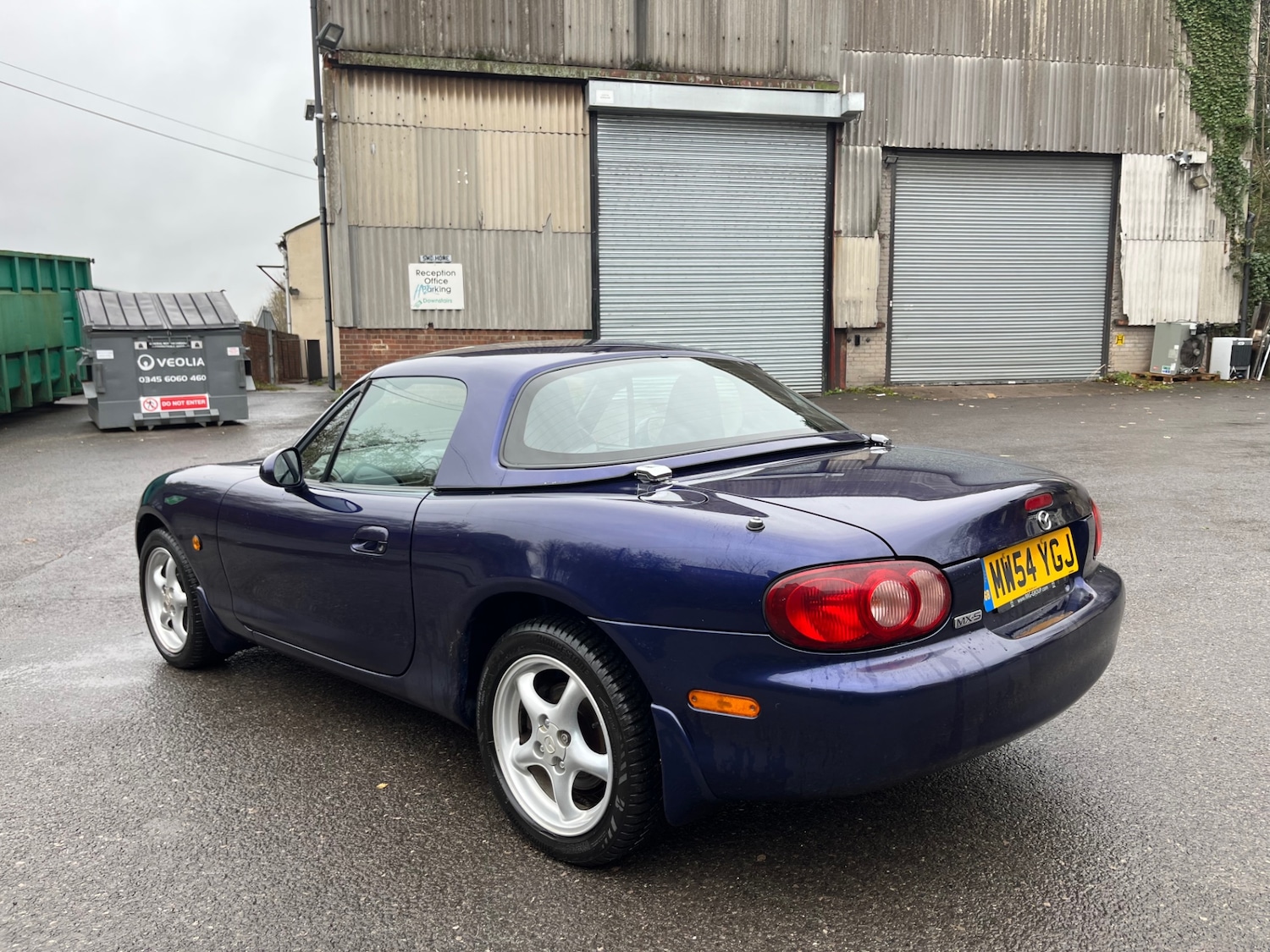 Used Mazda MX-5 2005 for sale - 76663037: Photo 5