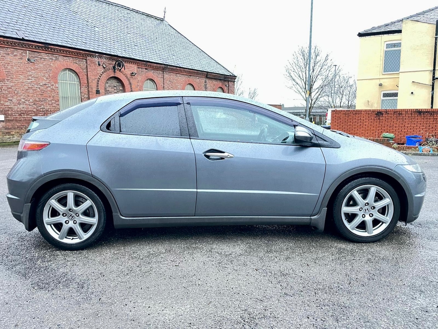 Used Honda Civic 2006 for sale - 76984229: Photo 4