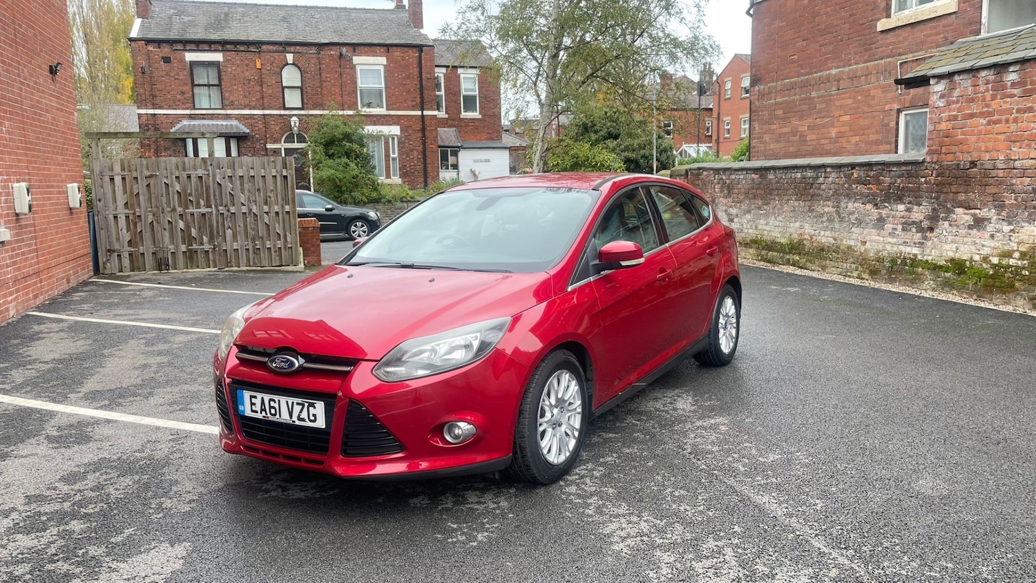 Used Ford Focus 2011 for sale - 76415966: Photo 1