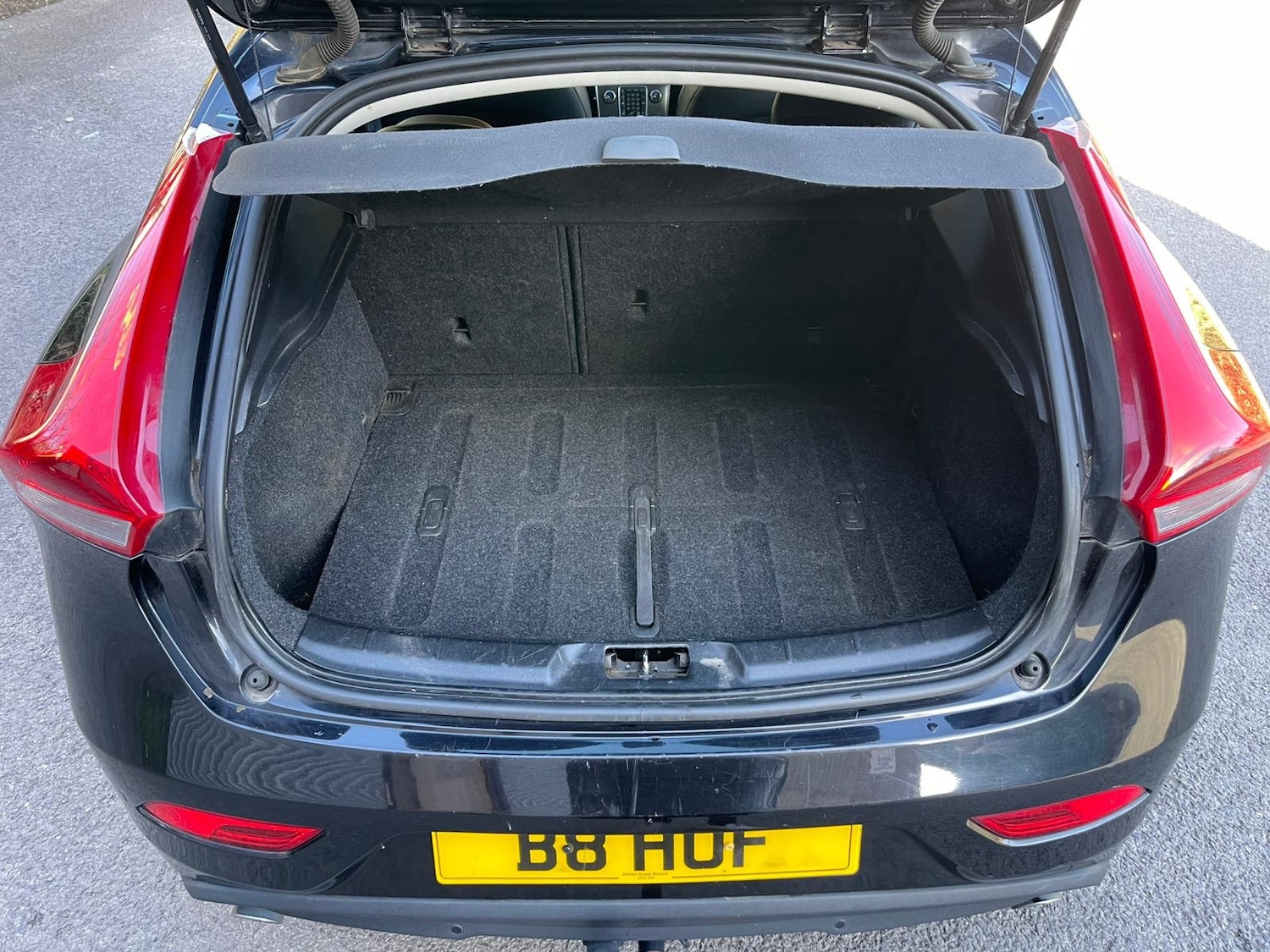 Used Volvo V40 2013 for sale - 77921241: Photo 11