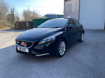 Used Volvo V40 2013 for sale - 77921241: Photo