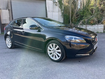 Used Volvo V40 2013 for sale - 77921241: Photo