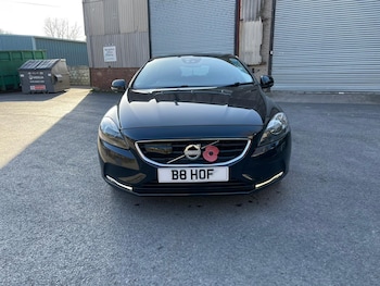 Used Volvo V40 2013 for sale - 77921241: Photo