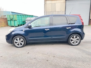 Used Nissan Note 2010 for sale - 77080603: Photo