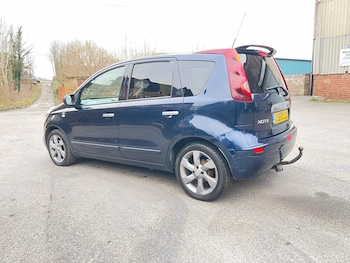 Used Nissan Note 2010 for sale - 77080603: Photo