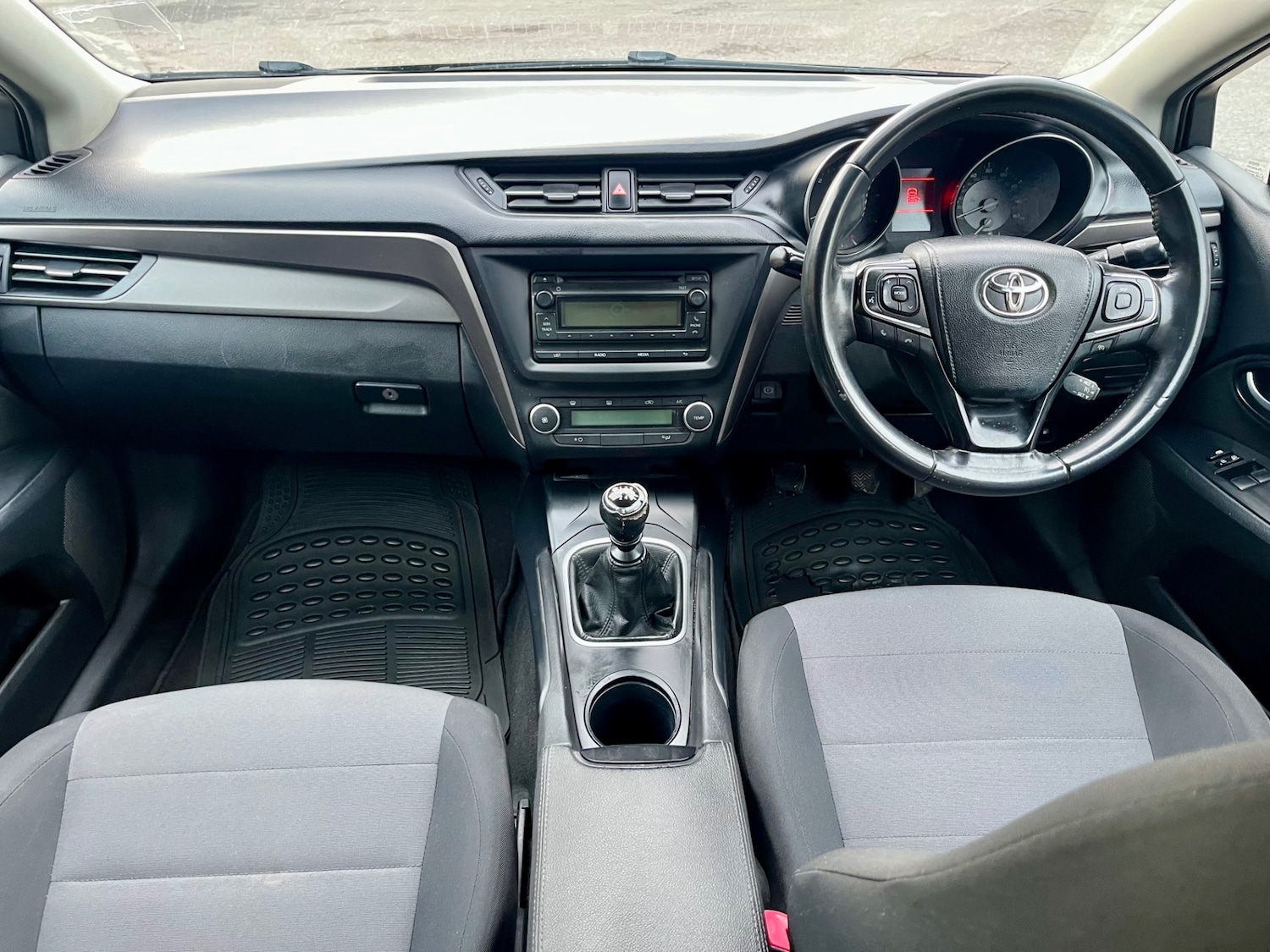 Used Toyota Avensis 2018 for sale - 77547736: Photo 9