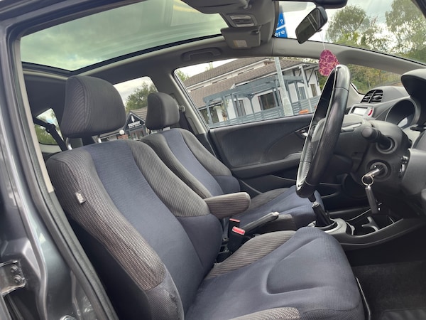 Used Honda Jazz 2014 for sale - 76313376: Photo 12