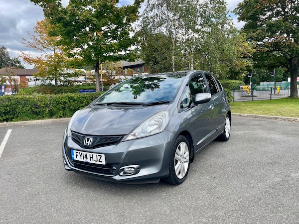 Used Honda Jazz 2014 for sale - 76313376: Photo 1