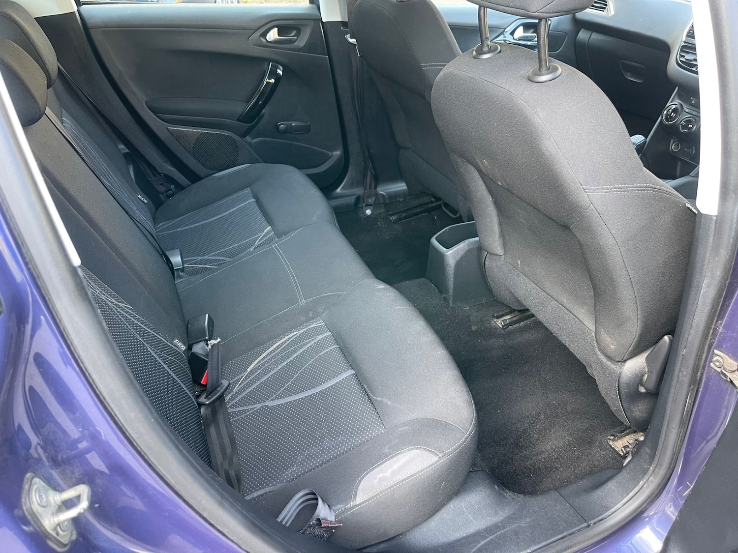 Used Peugeot 208 2014 for sale - 78155603: Photo 11