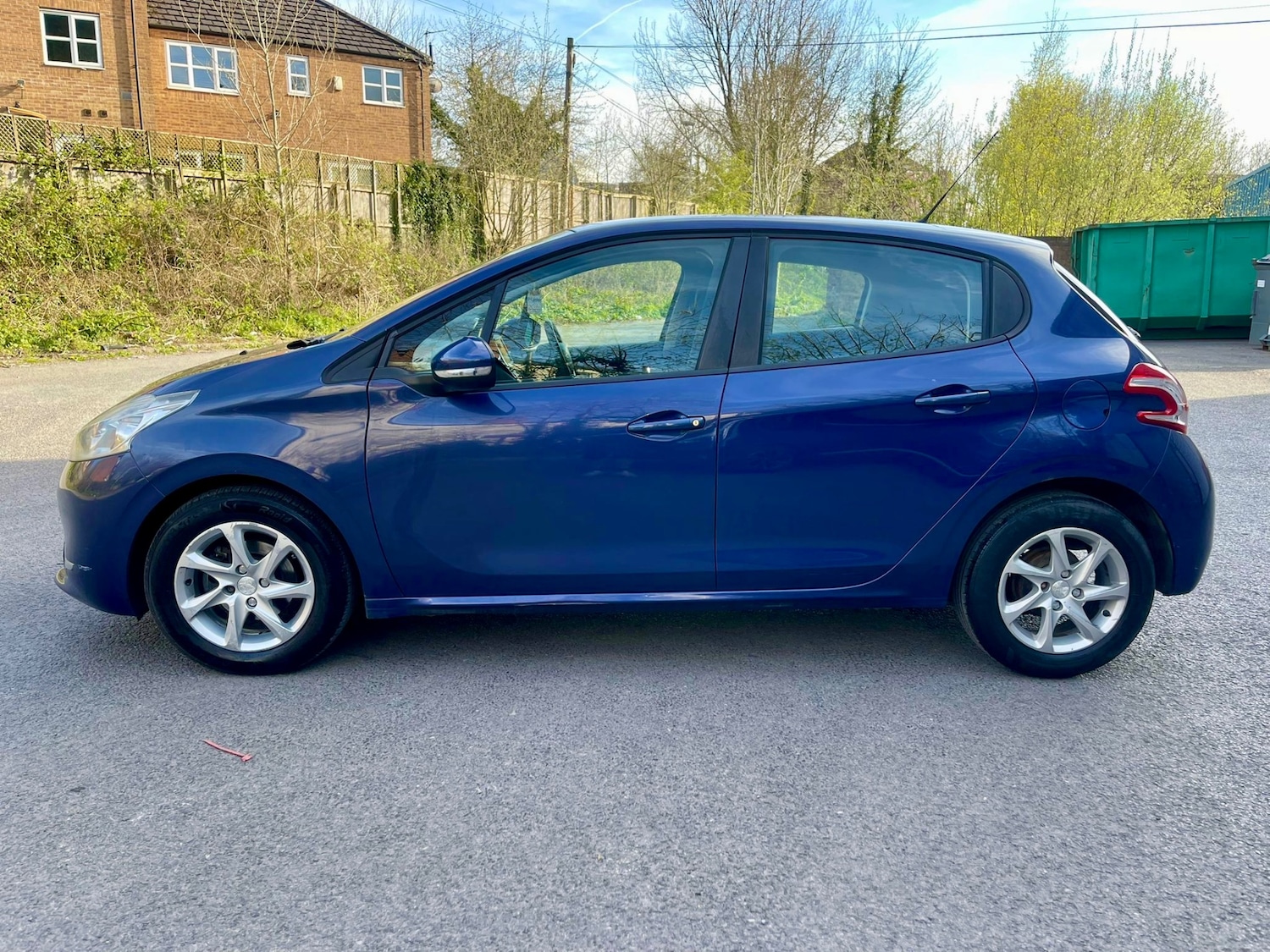 Used Peugeot 208 2014 for sale - 78155603: Photo 5