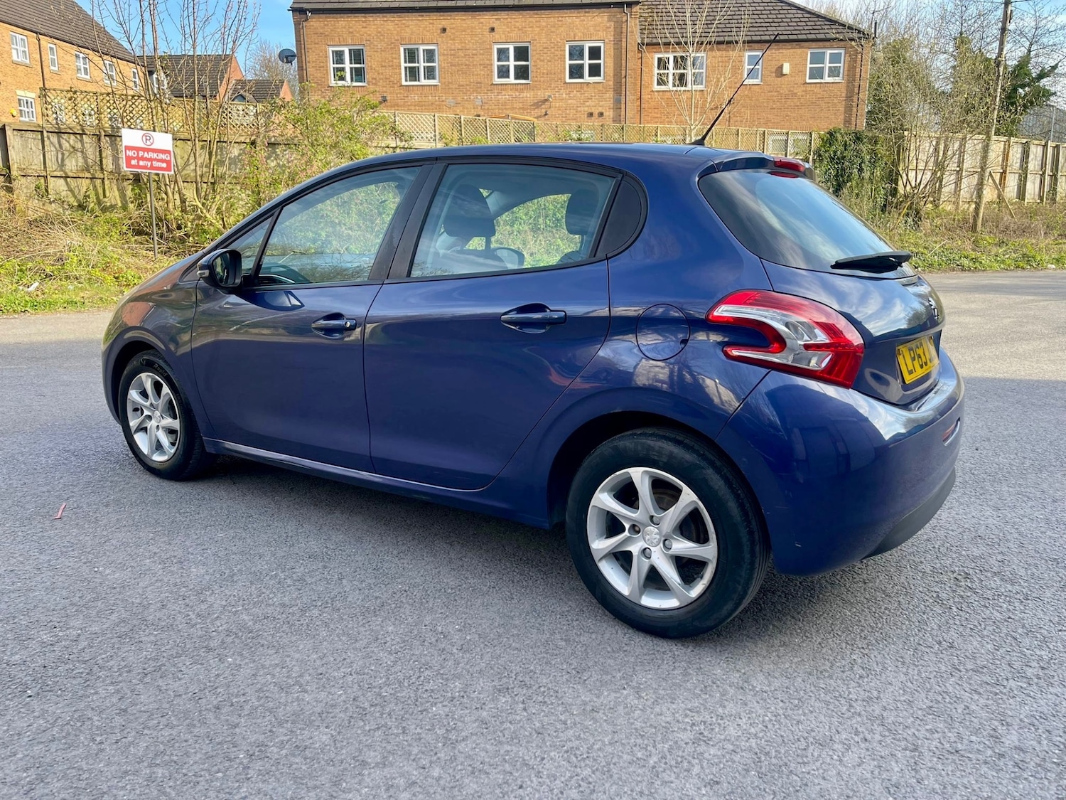 Used Peugeot 208 2014 for sale - 78155603: Photo 6