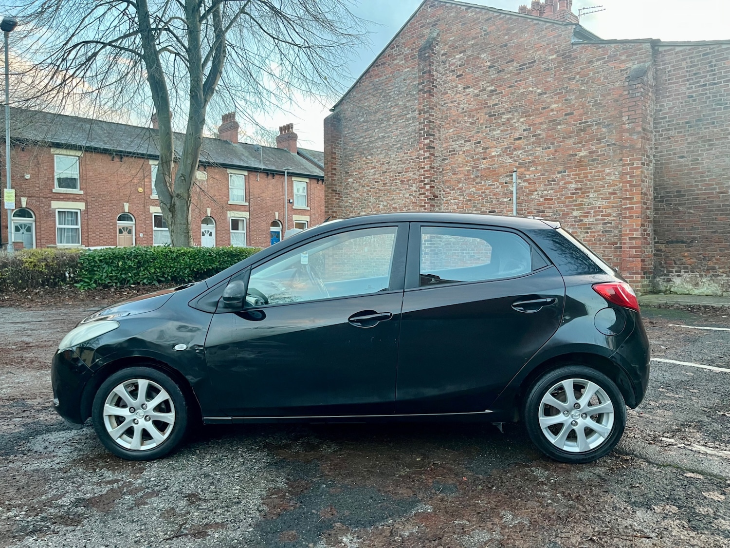 Used Mazda Mazda2 2007 for sale - 76886080: Photo 4