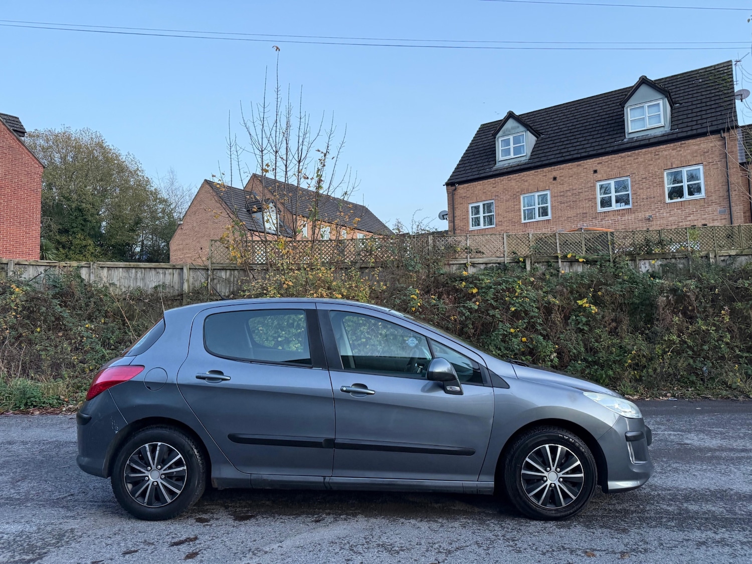 Used Peugeot 308 2011 for sale - 77129840: Photo 5