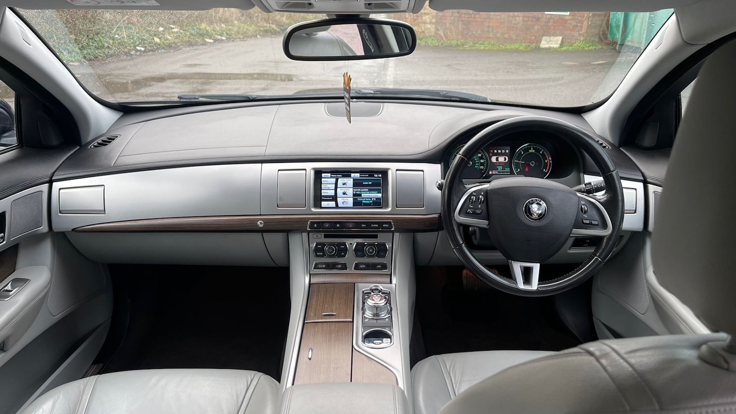 Used Jaguar XF 2014 for sale - 77282768: Photo 10