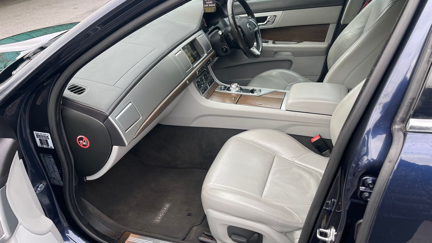 Used Jaguar XF 2014 for sale - 77282768: Photo 12