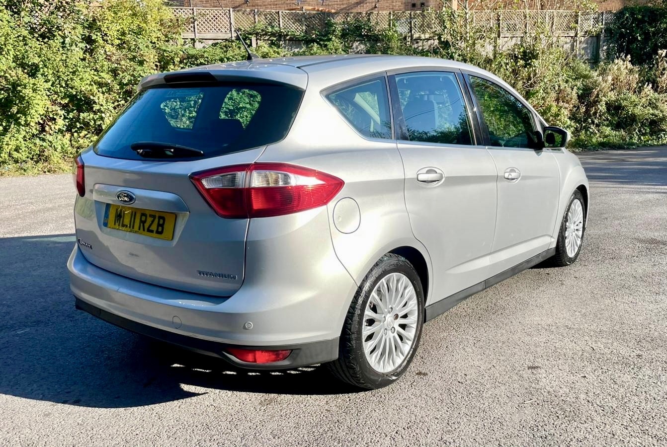 Used Ford C-Max 2011 for sale - 76935253: Photo 4