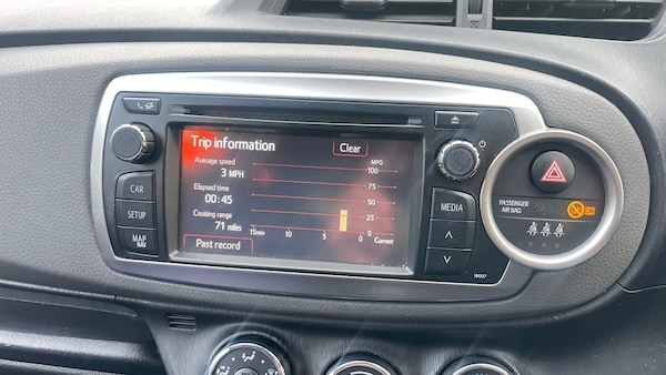 Used Toyota Yaris 2012 for sale - 76232948: Photo 11