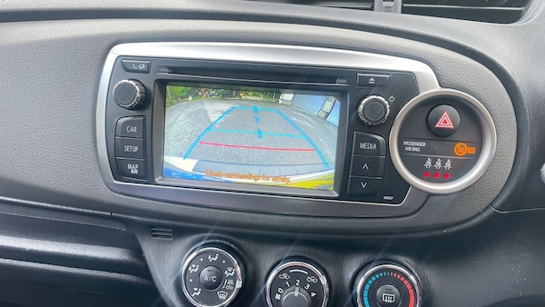 Used Toyota Yaris 2012 for sale - 76232948: Photo 12
