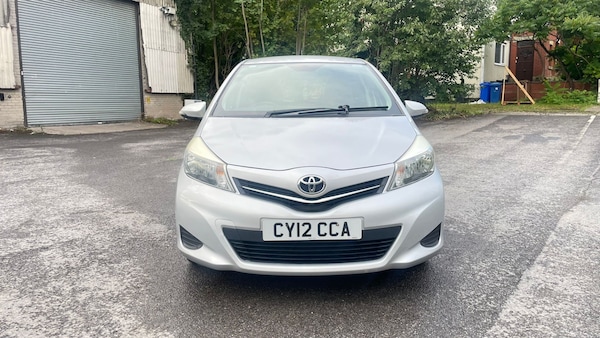 Used Toyota Yaris 2012 for sale - 76232948: Photo 3