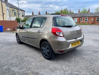 Used Renault Clio 2010 for sale - 78531251: Photo