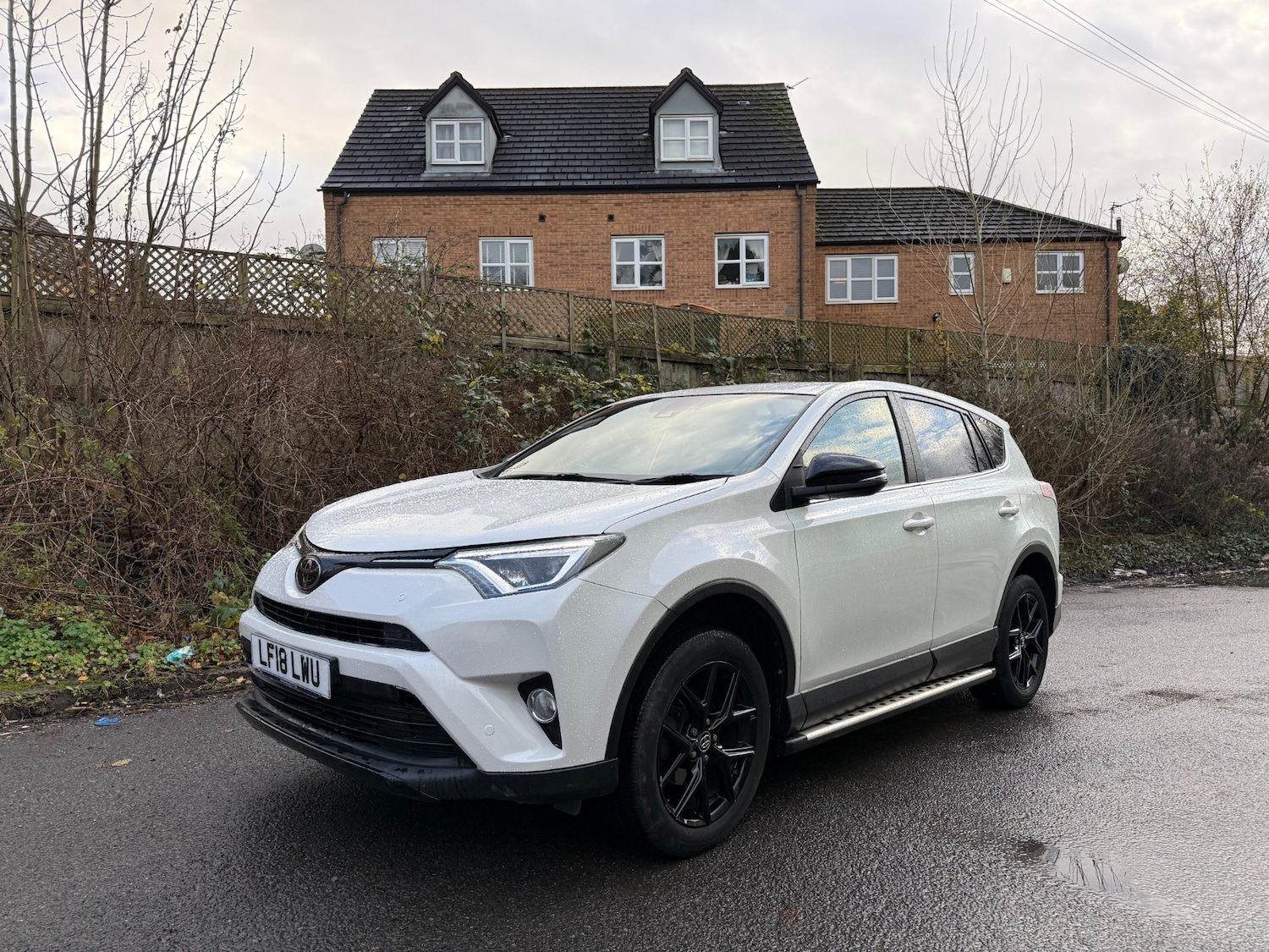 Used Toyota RAV4 2018 for sale - 76948611: Photo 1
