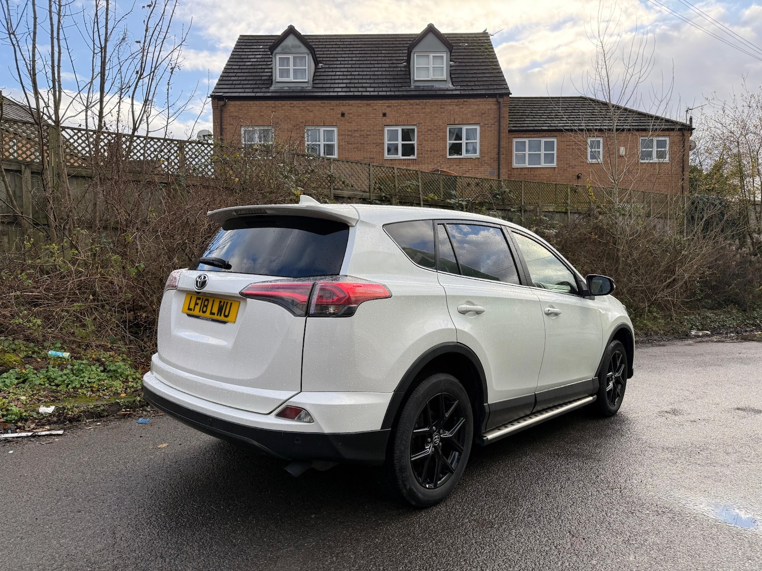 Used Toyota RAV4 2018 for sale - 76948611: Photo 6