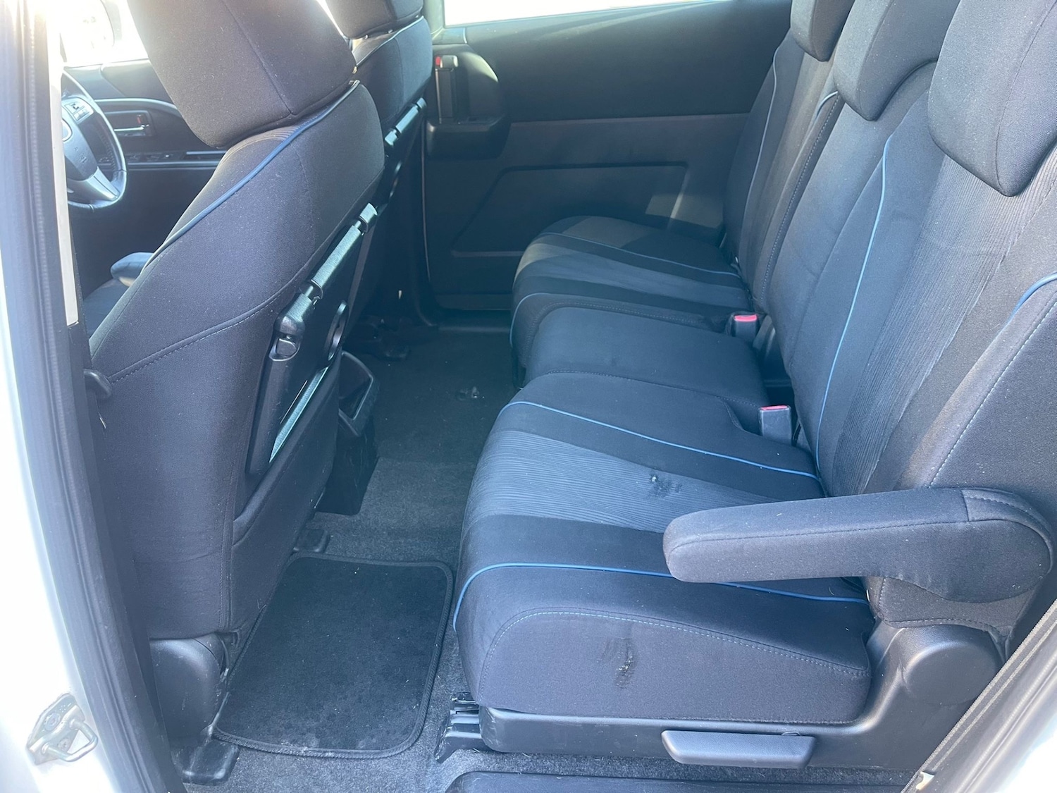 Used Mazda Mazda5 2012 for sale - 77945684: Photo 14