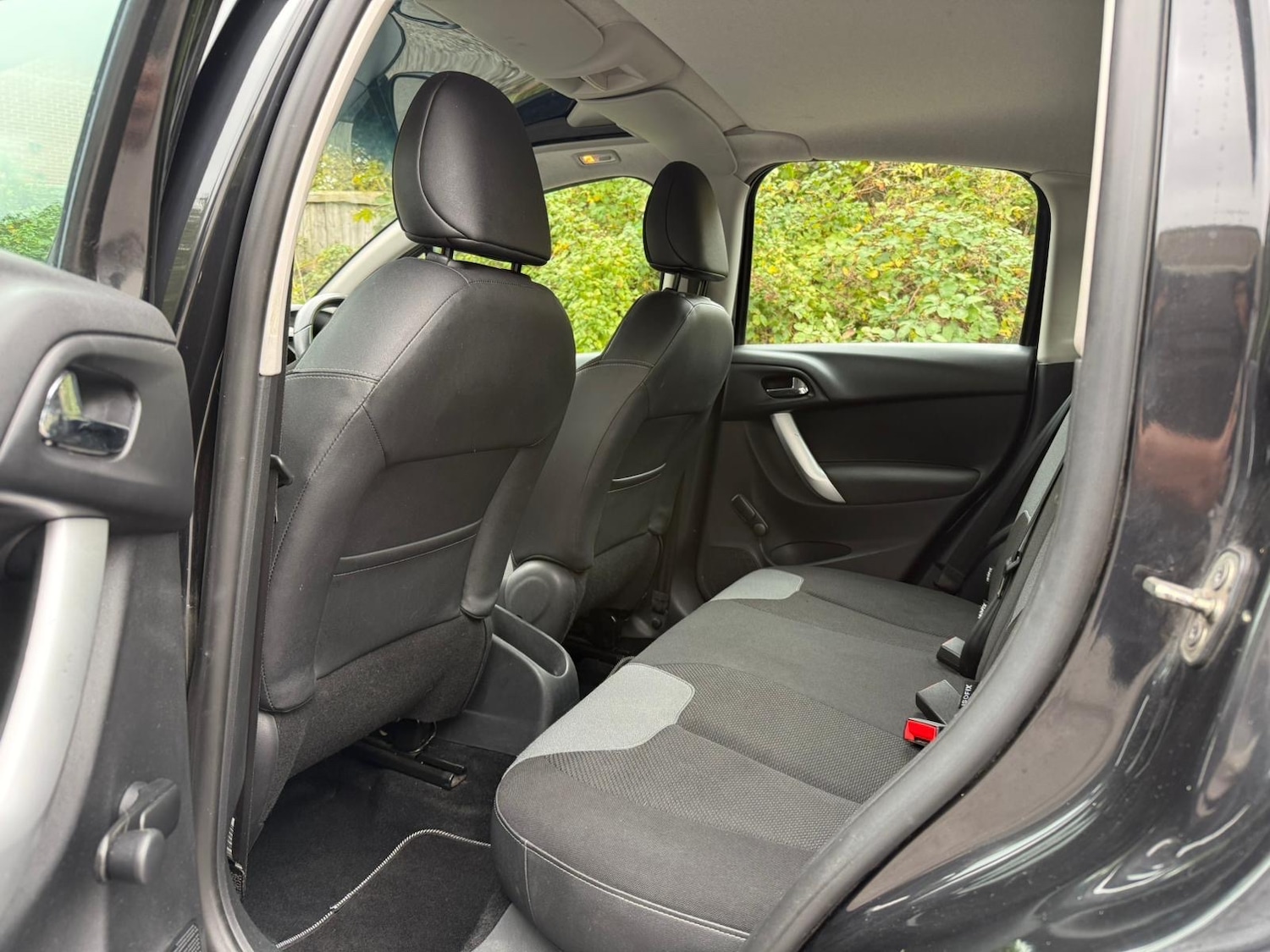 Used Citroen C3 2012 for sale - 76212157: Photo 14