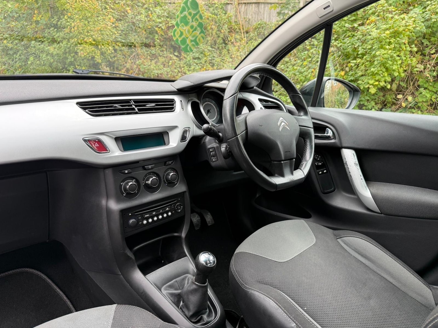 Used Citroen C3 2012 for sale - 76212157: Photo 2