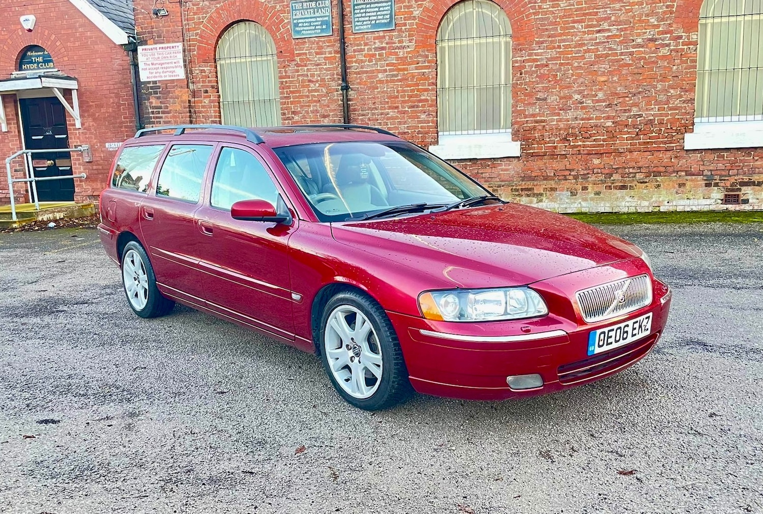 Used Volvo V70 2006 for sale - 76927116: Photo 1