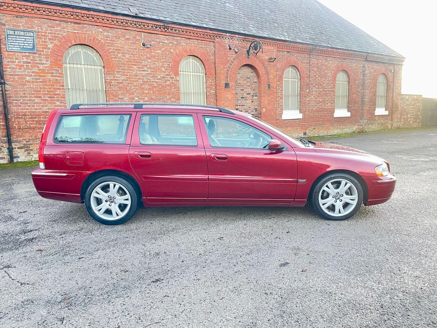 Used Volvo V70 2006 for sale - 76927116: Photo 4