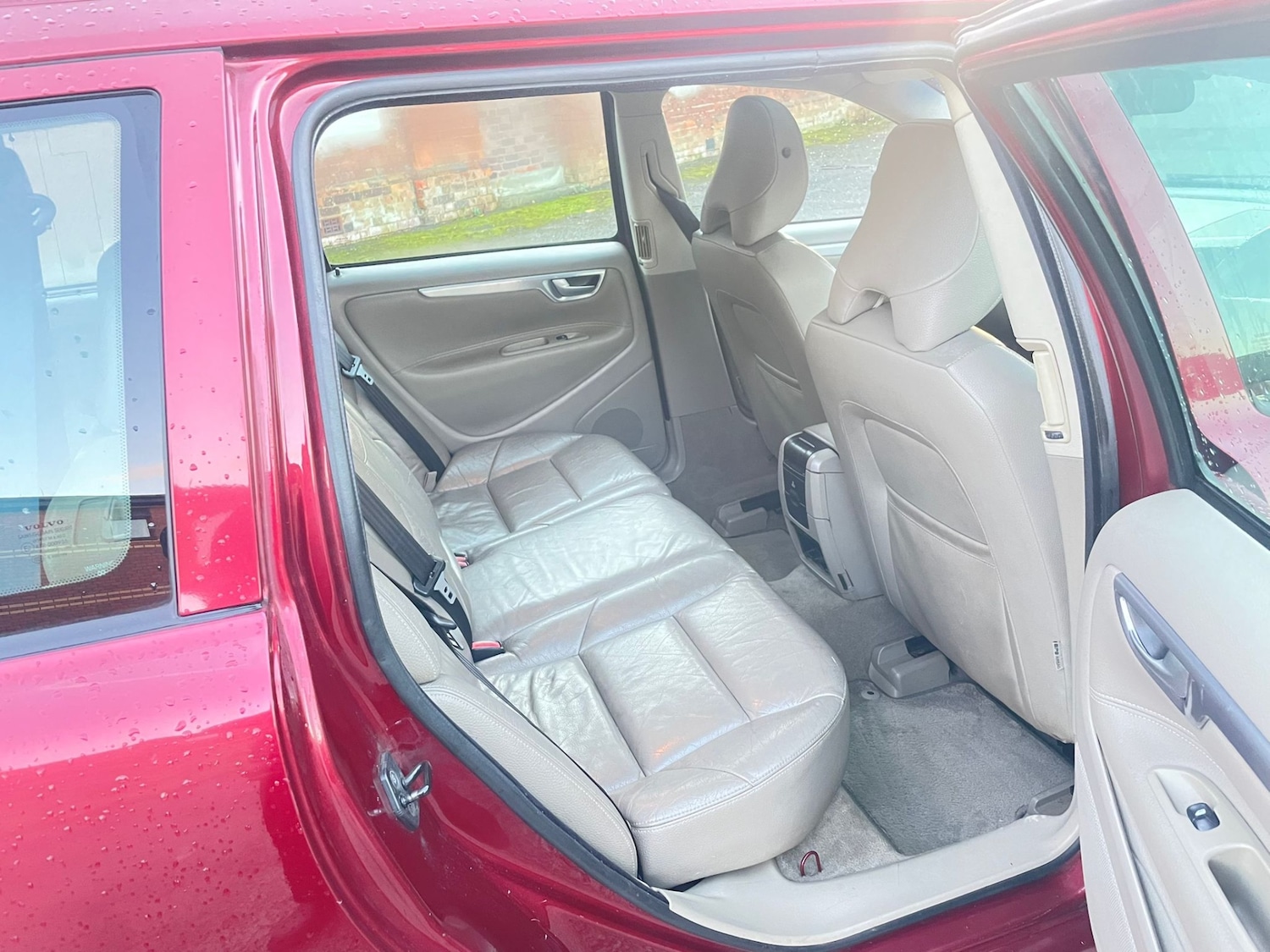 Used Volvo V70 2006 for sale - 76927116: Photo 9