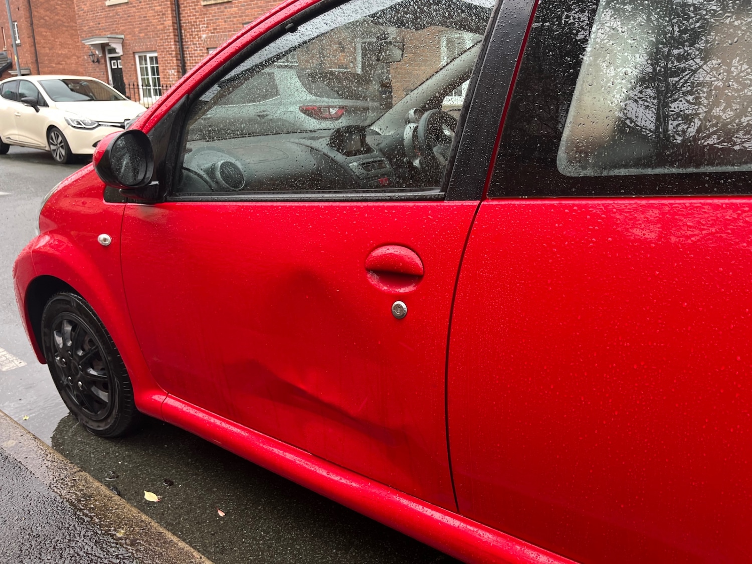 Used Toyota AYGO 2014 for sale - 77823512: Photo 13