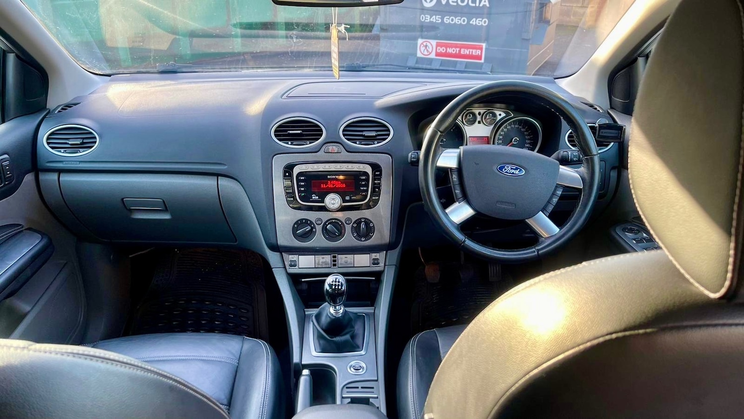 Used Ford Focus 2010 for sale - 77160031: Photo 10