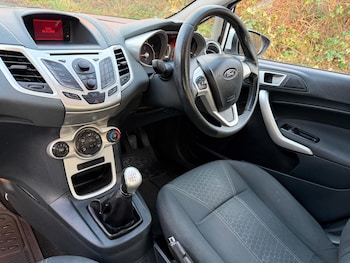 Used Ford Fiesta 2011 for sale - 76799586: Photo